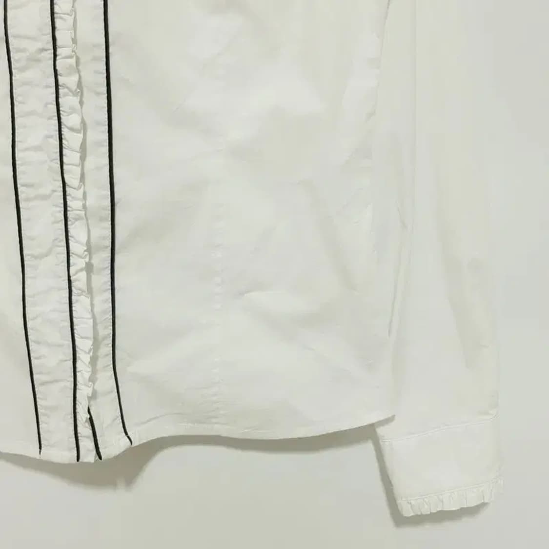SOCIE 오픈 카라 블라우스 66_M0328 상품이미지3