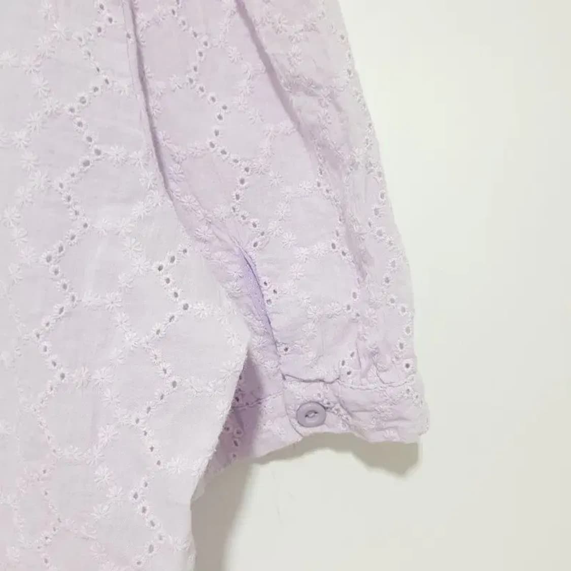 아이디스토어 펀칭 크롭 블라우스 F_S0579 상품이미지6