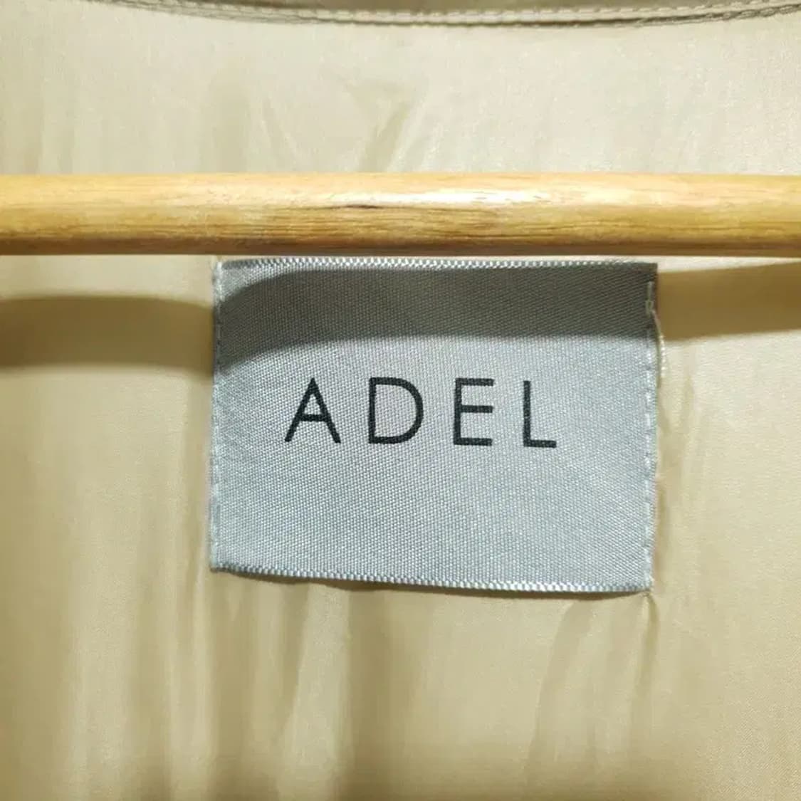 ADEL 여성 덕다운 배색 유광 크롭 패딩 F_W0164 상품이미지8