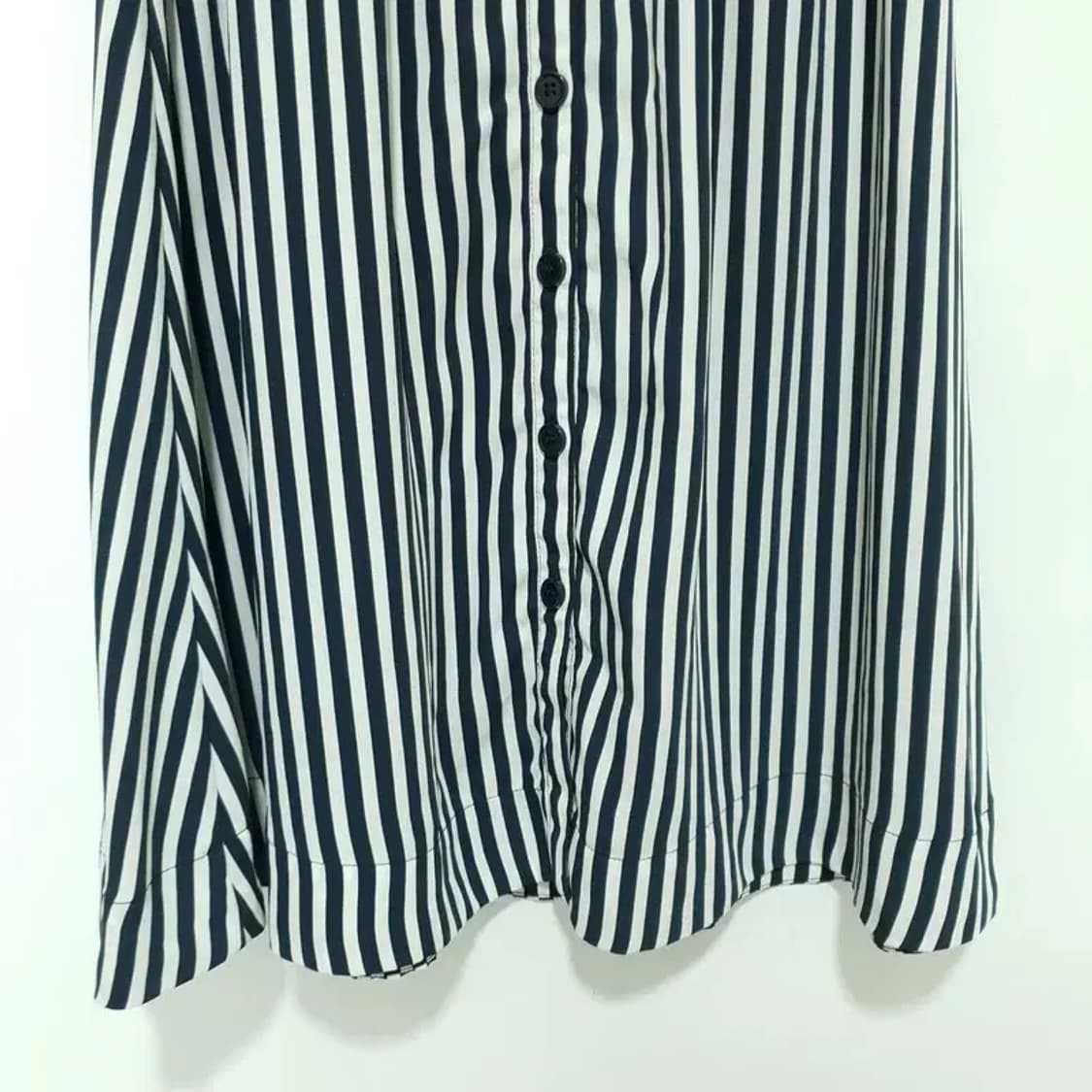 H&M 스트라이프 플레어 스커트 EUR 32_S0887 상품이미지4