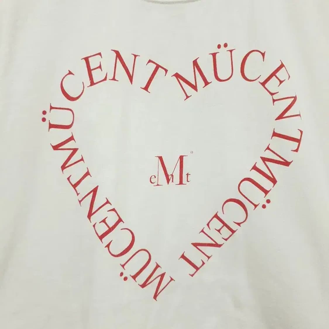 MUCENT 무센트 하트레터링 크롭 반팔 F_S1032 상품이미지3