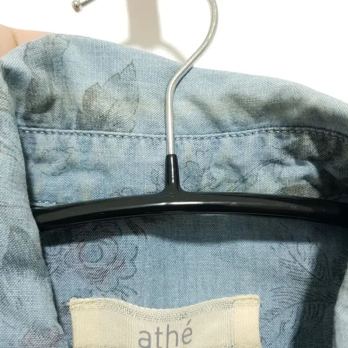 athe 아떼 바네사 브루노 플라워 데님 셔츠 34_M1002 상품이미지3