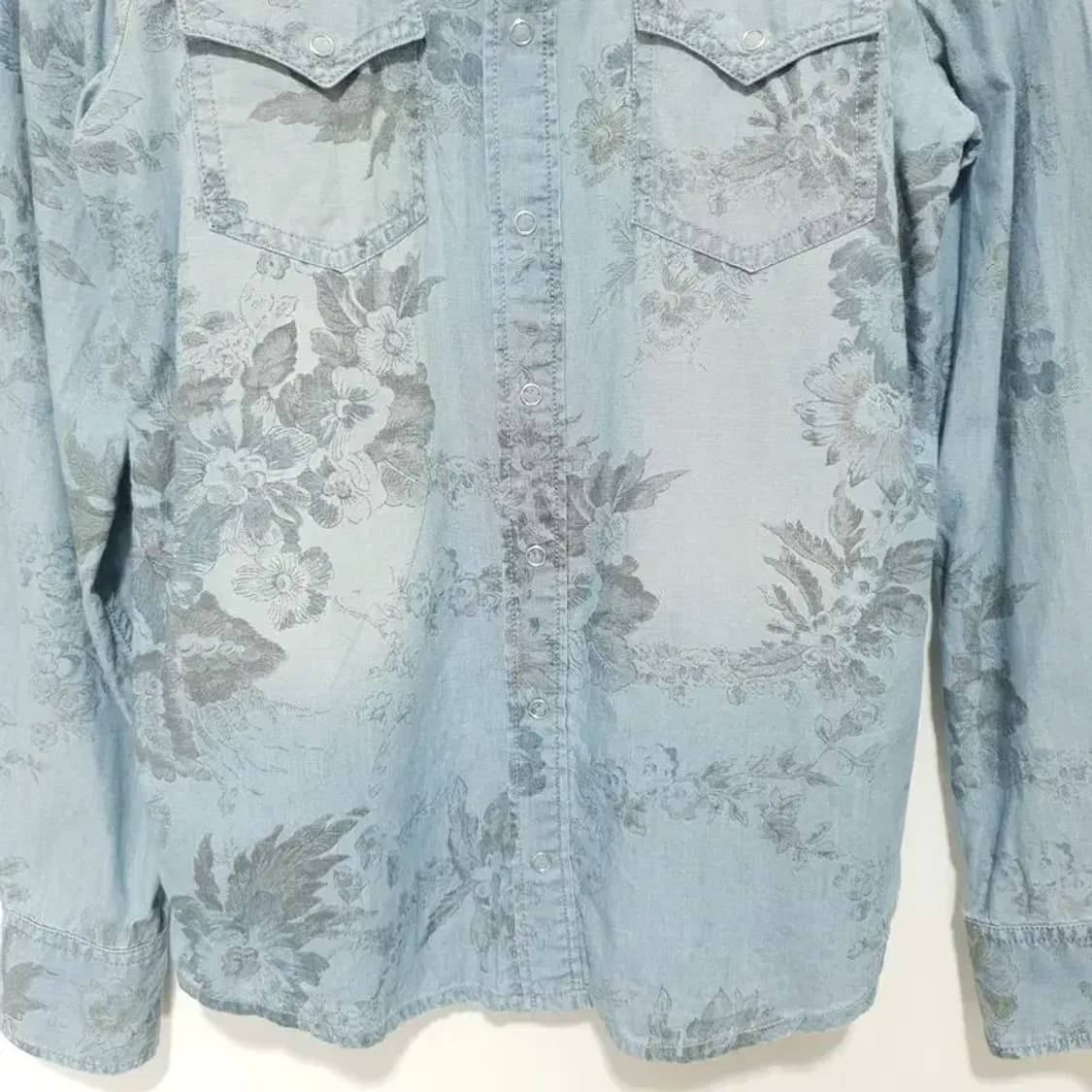 athe 아떼 바네사 브루노 플라워 데님 셔츠 34_M1002 상품이미지4