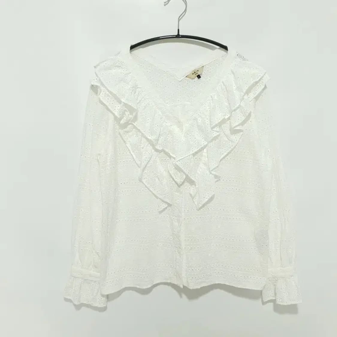 아틀리에 나인 펀칭 블라우스 F_M1004 상품이미지1