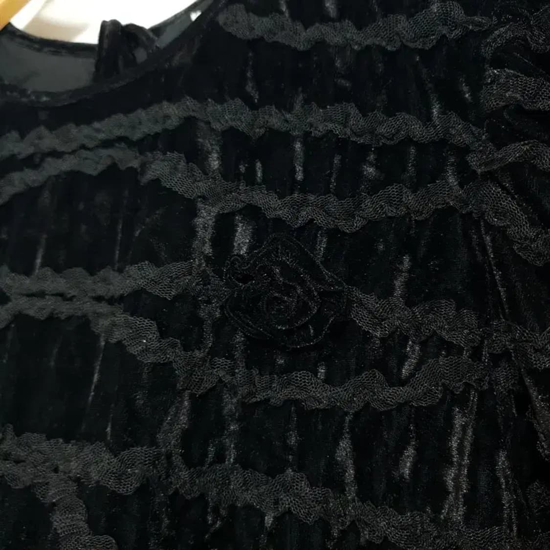 OUEL 오앨 레이스 퍼프 벨벳 블라우스 F_S1025 상품이미지3