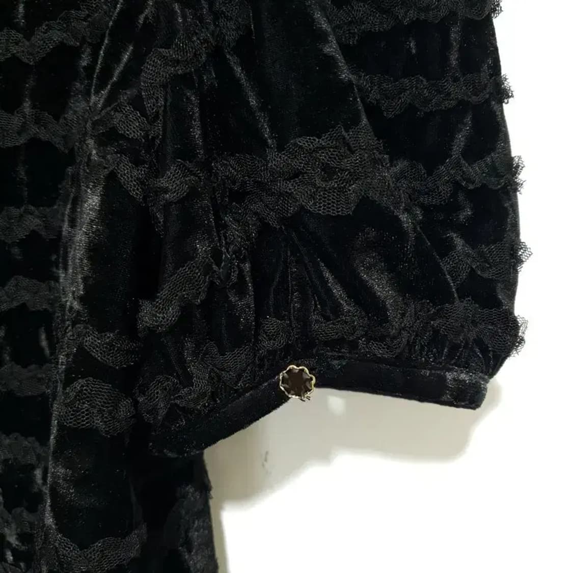 OUEL 오앨 레이스 퍼프 벨벳 블라우스 F_S1025 상품이미지6