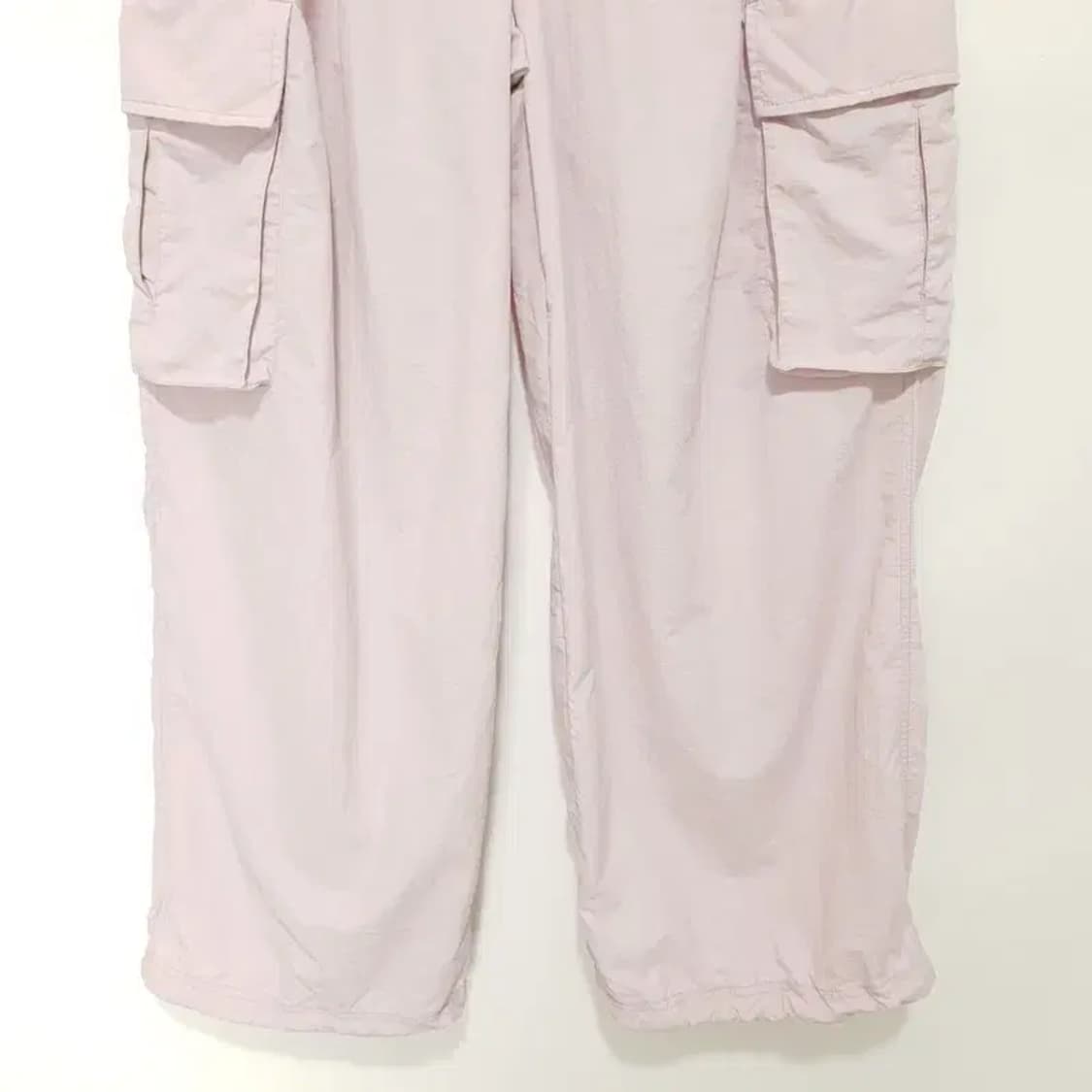 스파오 나일론 카고 와이드 스트링 조거 팬츠 L_S1060 상품이미지3