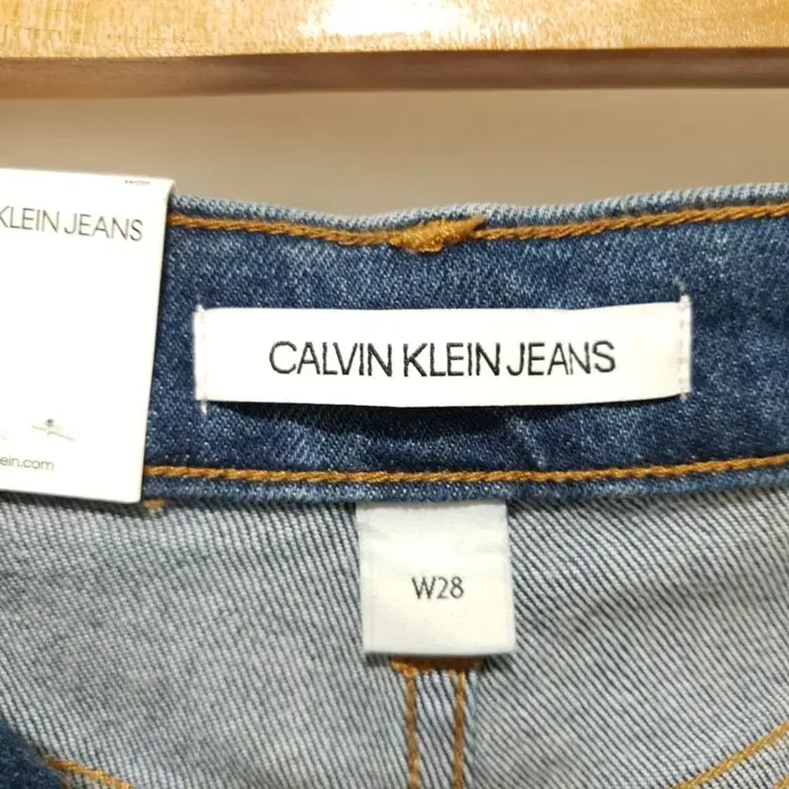 캘빈클라인 미드라이즈 슬림핏 크롭 데님 팬츠  28_M1046 상품이미지7