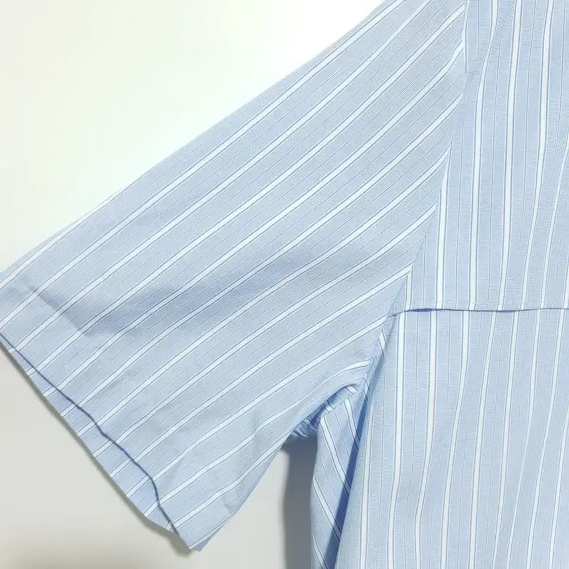 더에보니아이즈 스트라이프 캉캉 블라우스 F_S1087 상품이미지3