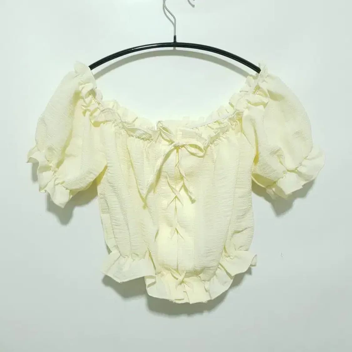 오프숄더 크롭 블라우스 F_S1208 상품이미지1