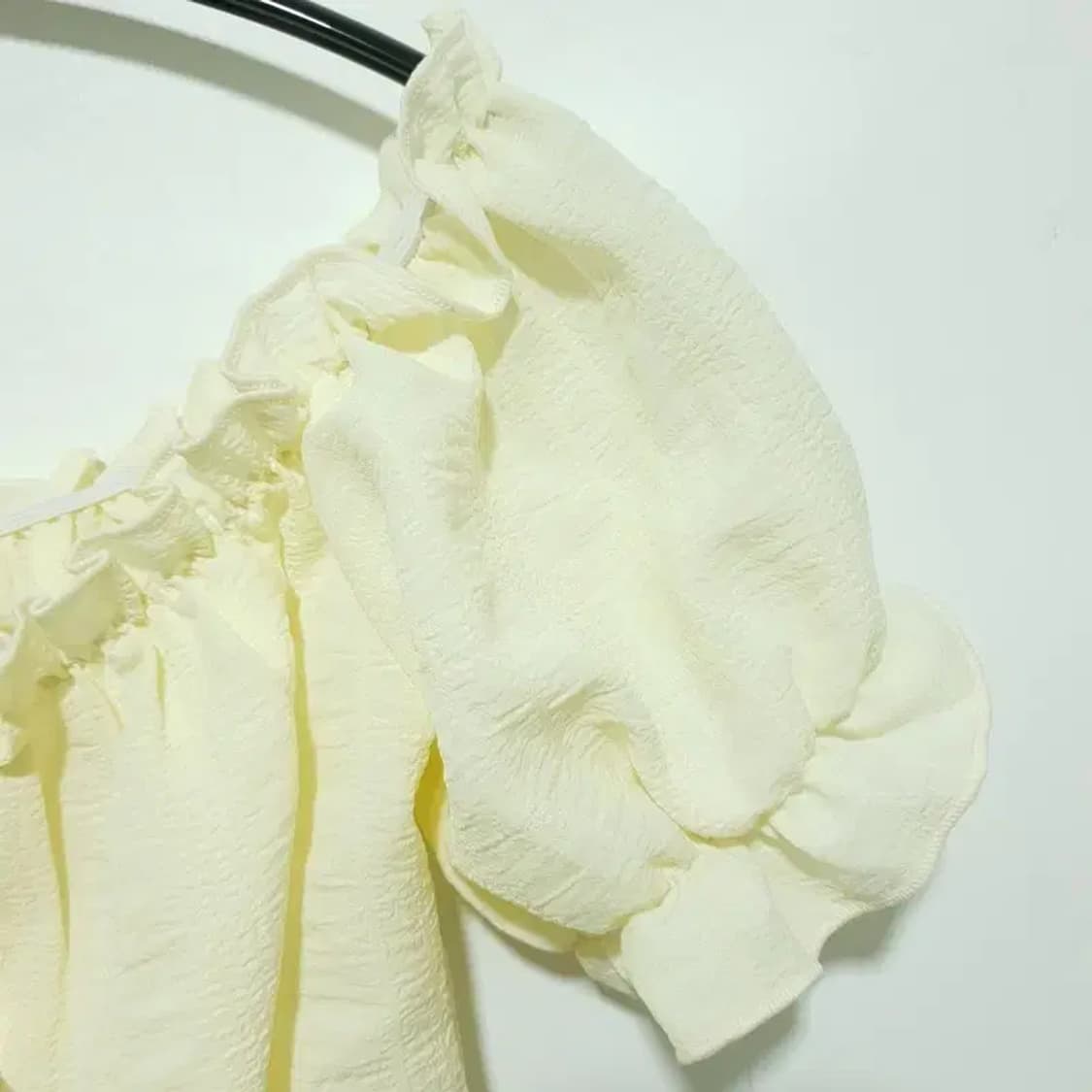 오프숄더 크롭 블라우스 F_S1208 상품이미지3