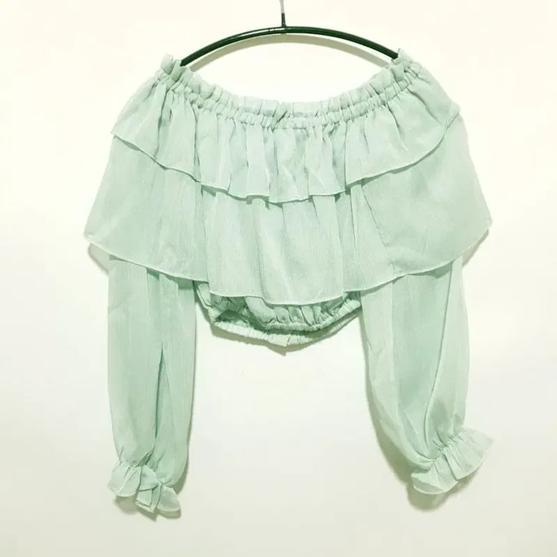 오프숄더 크롭 블라우스 F_S1209 상품이미지4