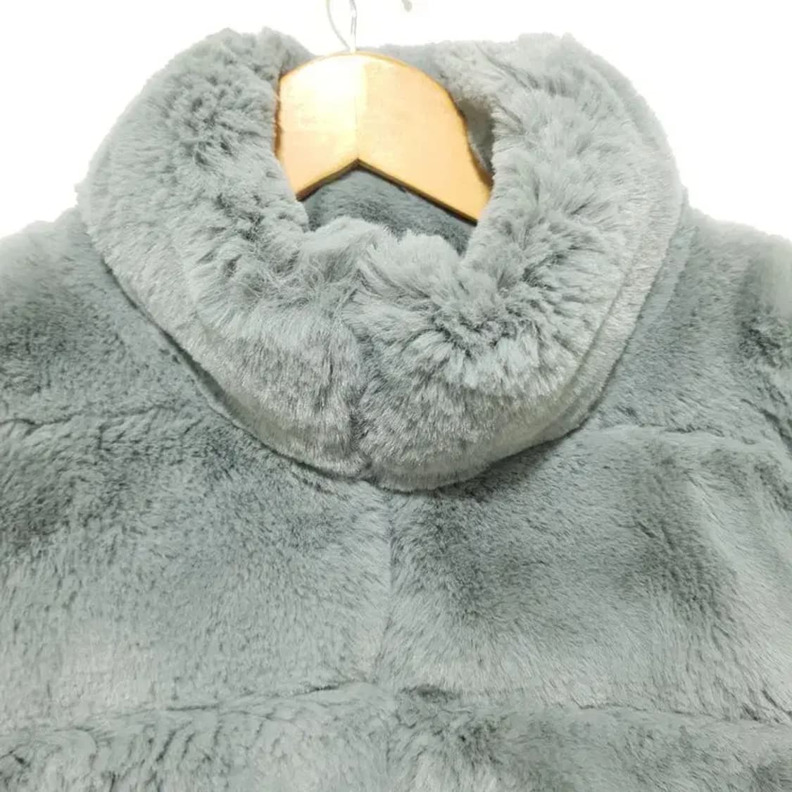 여성 크롭 퍼 자켓 F_W0302 상품이미지2