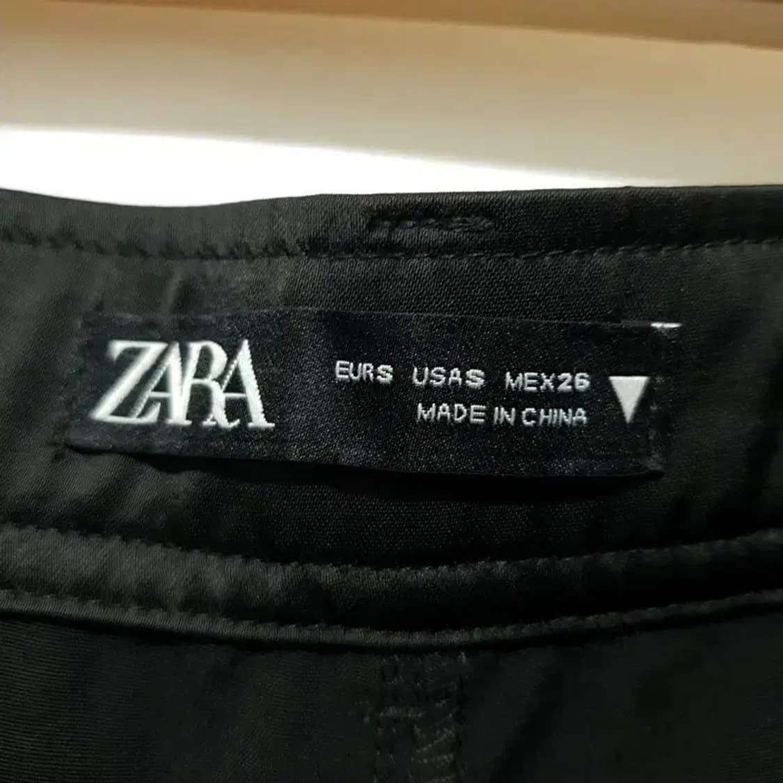 자라 새틴 카고 팬츠 S_M1316 상품이미지7