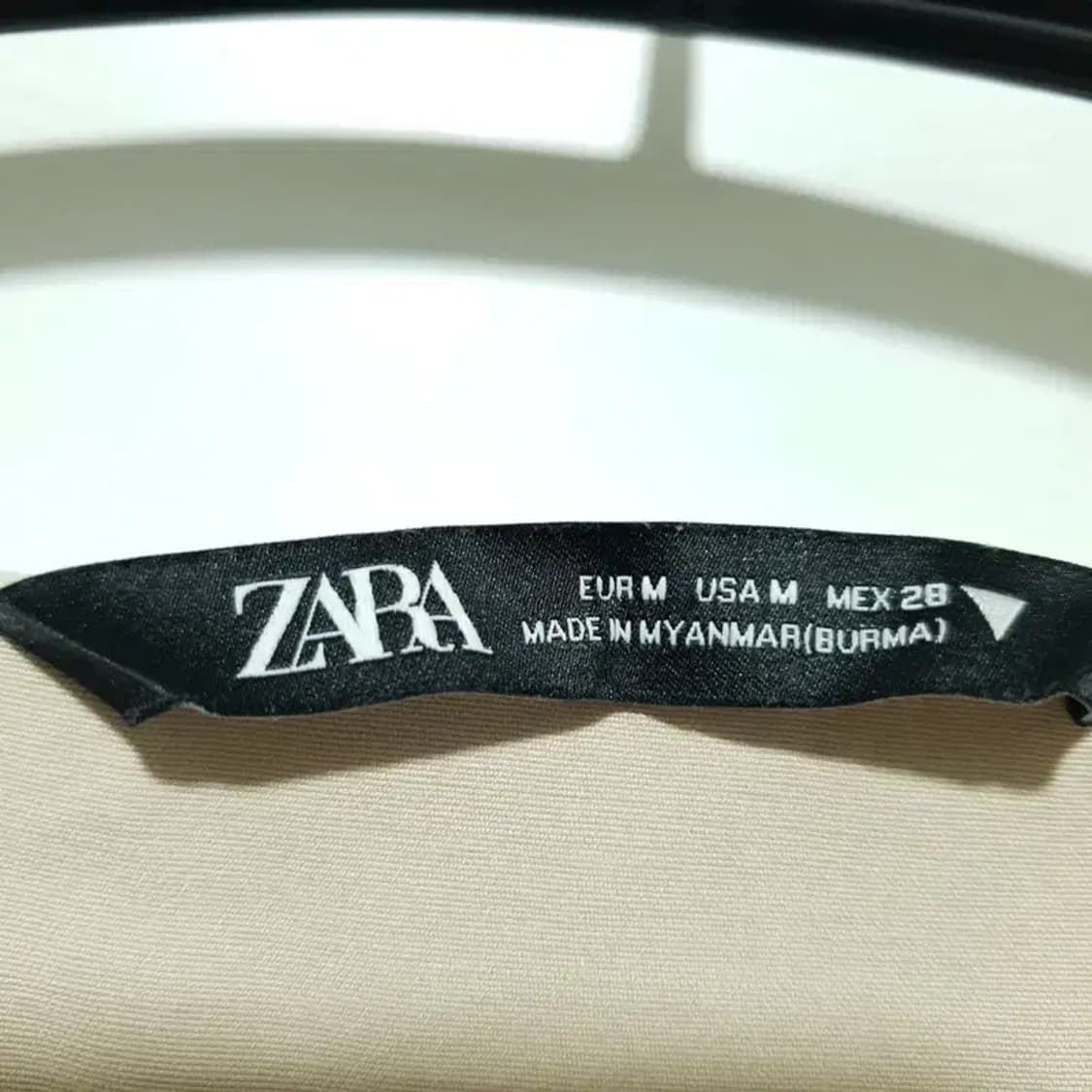 자라 새틴 크롭 후드티 M_M1310 상품이미지5