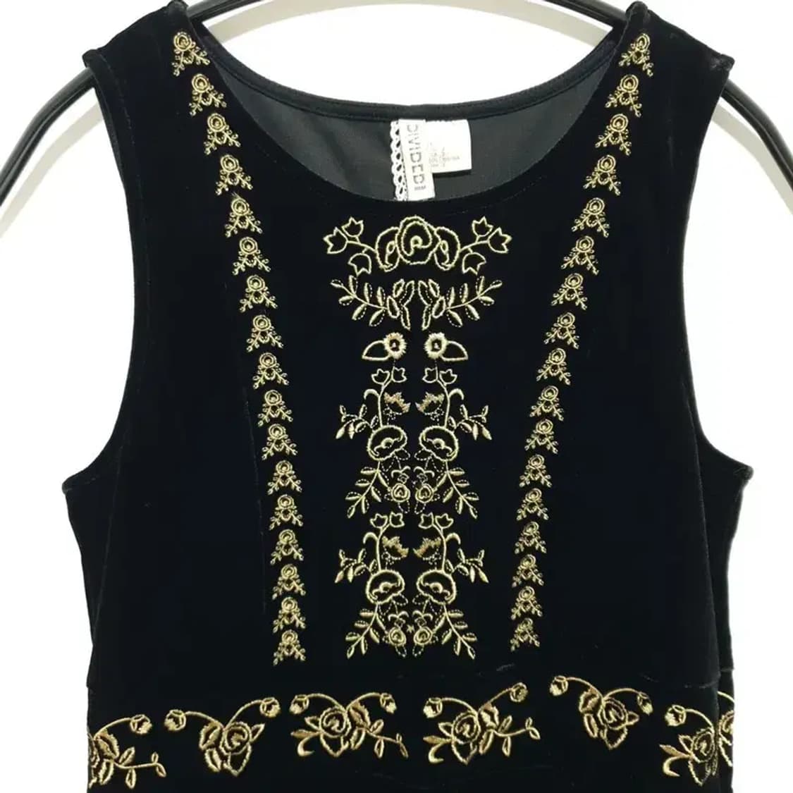 H&M 벨벳 자수 원피스 EUR 32_M1313 상품이미지2