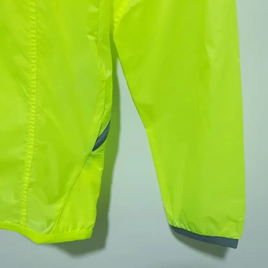 아디다스 여성 경량 바람막이 자켓 90_M1347 상품이미지4