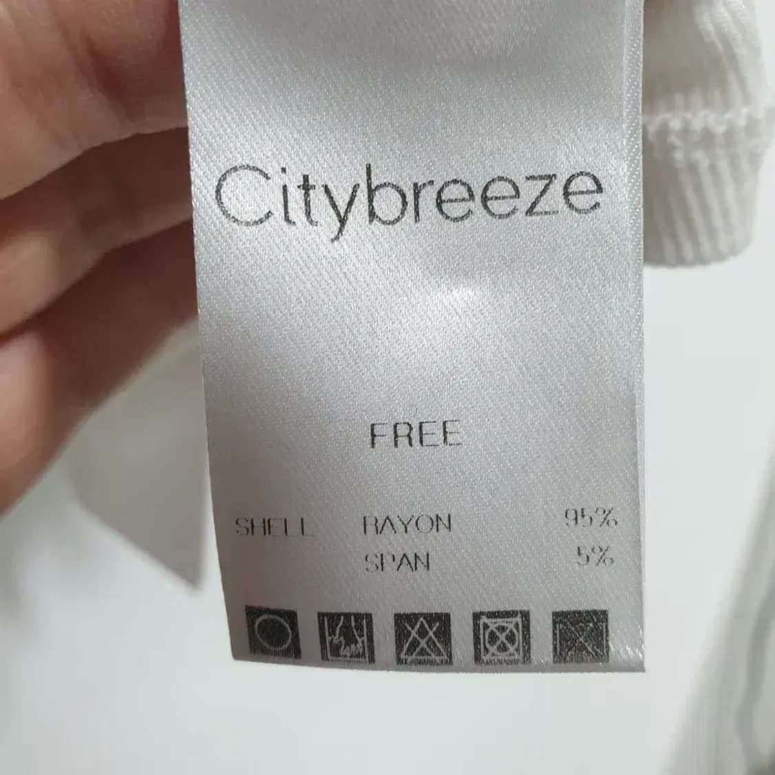 시티브리즈 로고 자수 슬리브리스 탑 F_S1284 상품이미지5