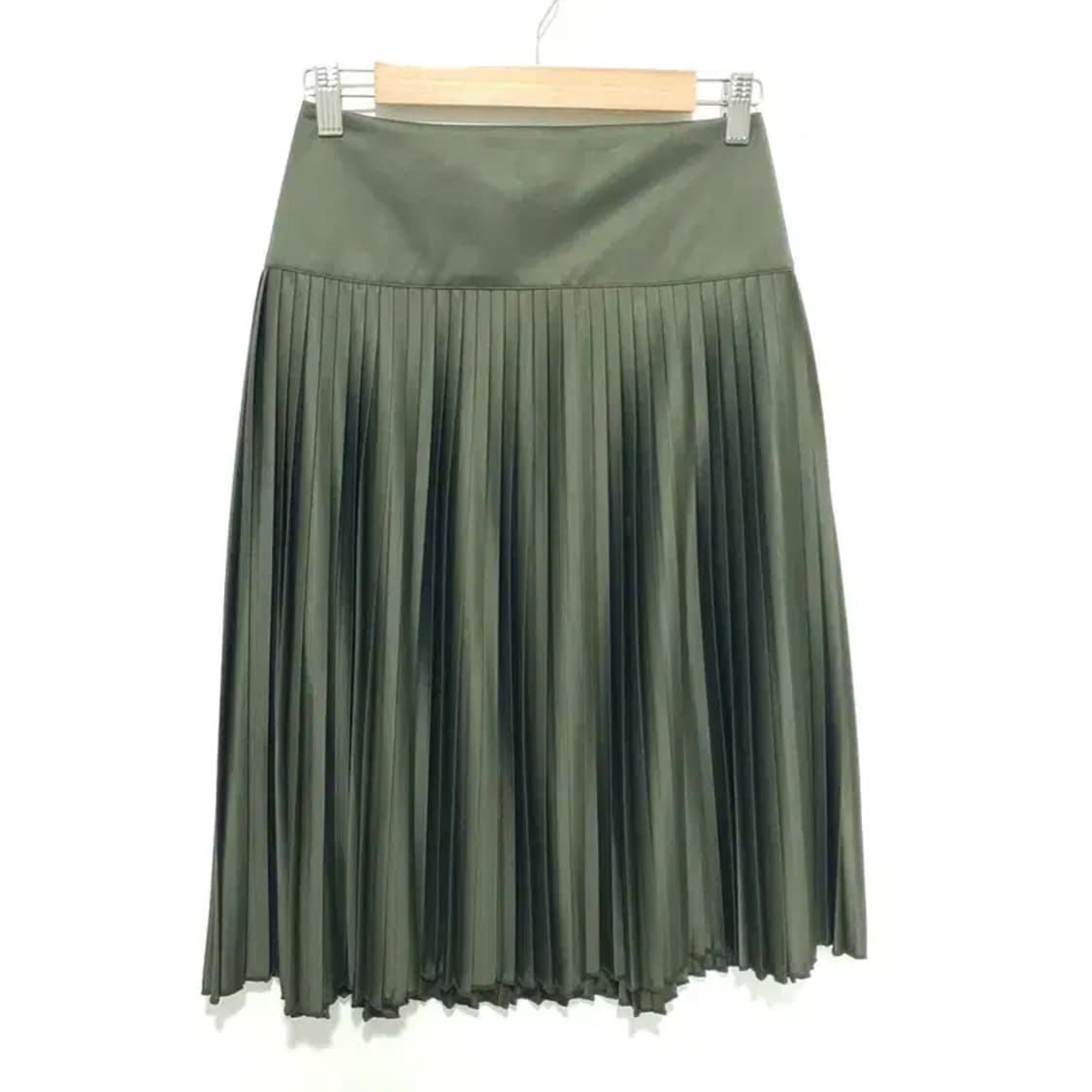 유니클로 U 새틴 플리츠 스커트 58_S1305 상품이미지1