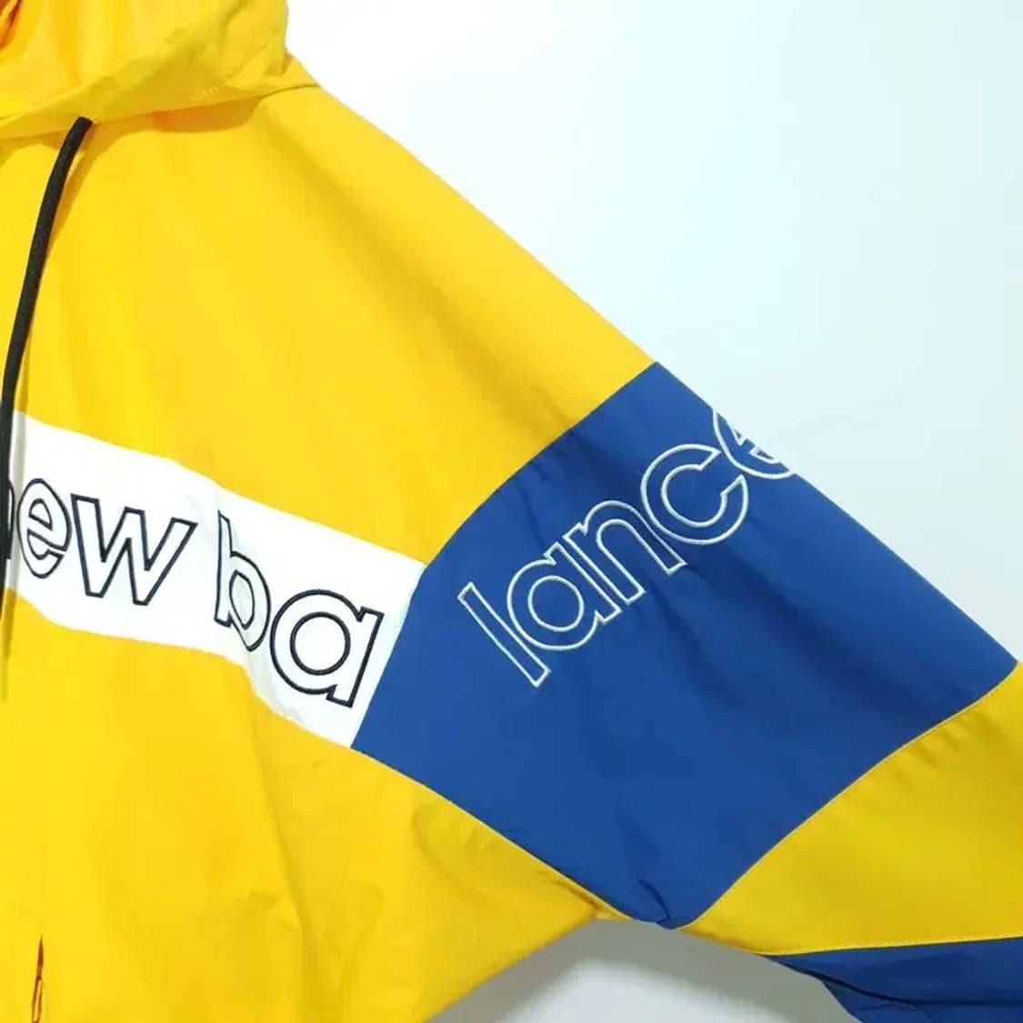 뉴발란스 여성 컬러 블록 웜업 자켓 90 S_M1387 상품이미지3