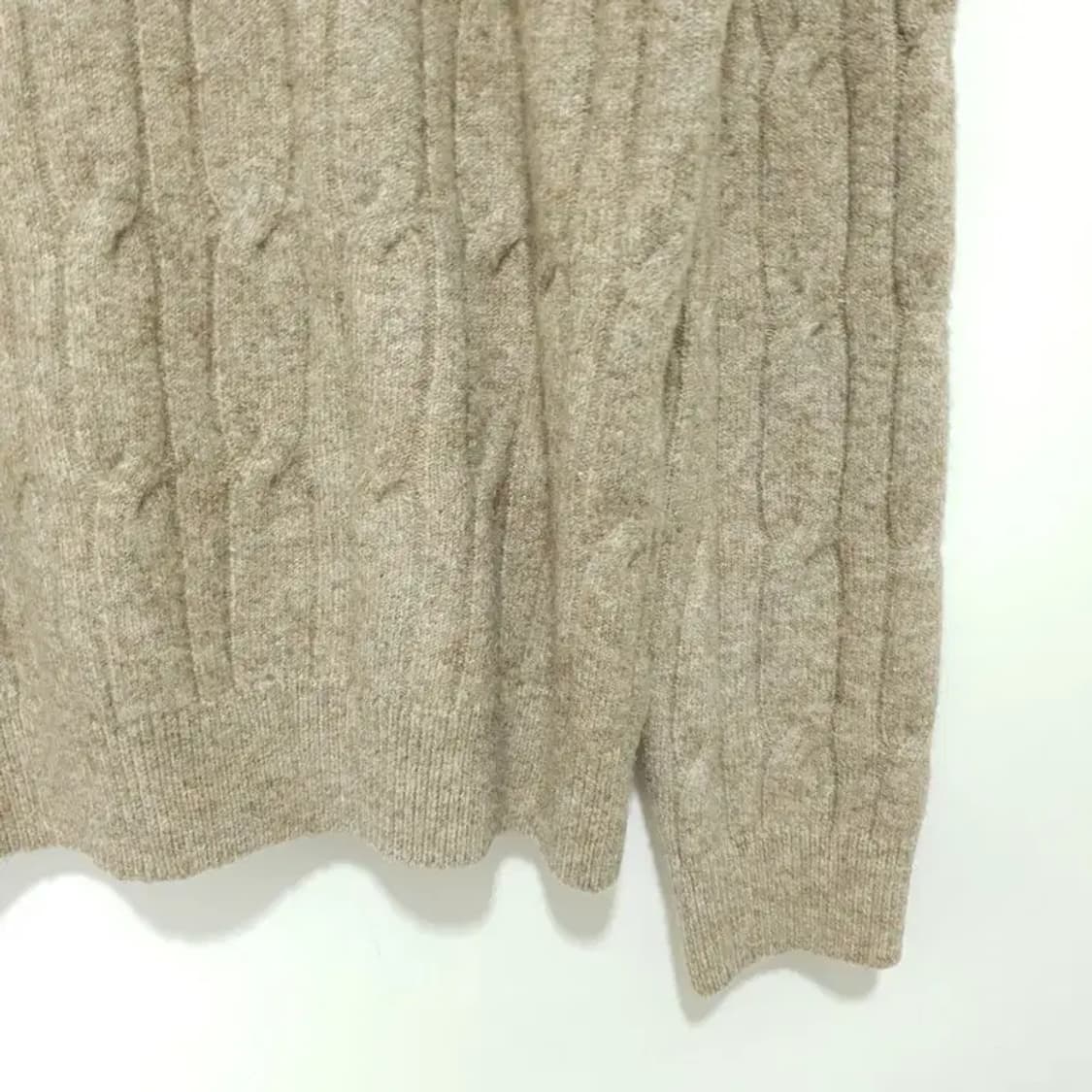 수아레 라운드넥 케이블 니트 L_M1522 상품이미지3