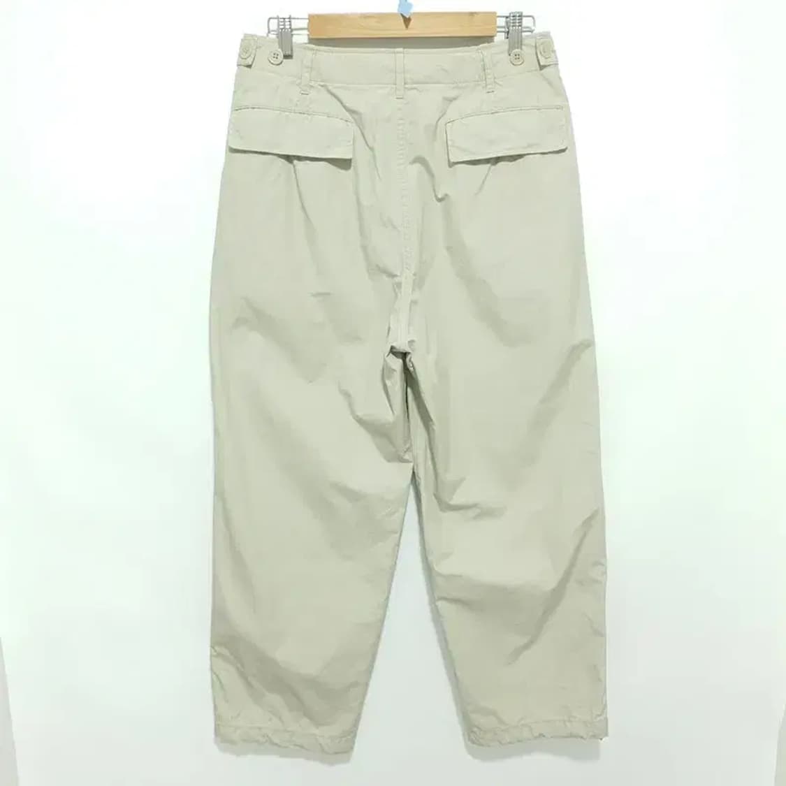 유니클로 와이드핏 파라슈트 팬츠 76_M1583 상품이미지4