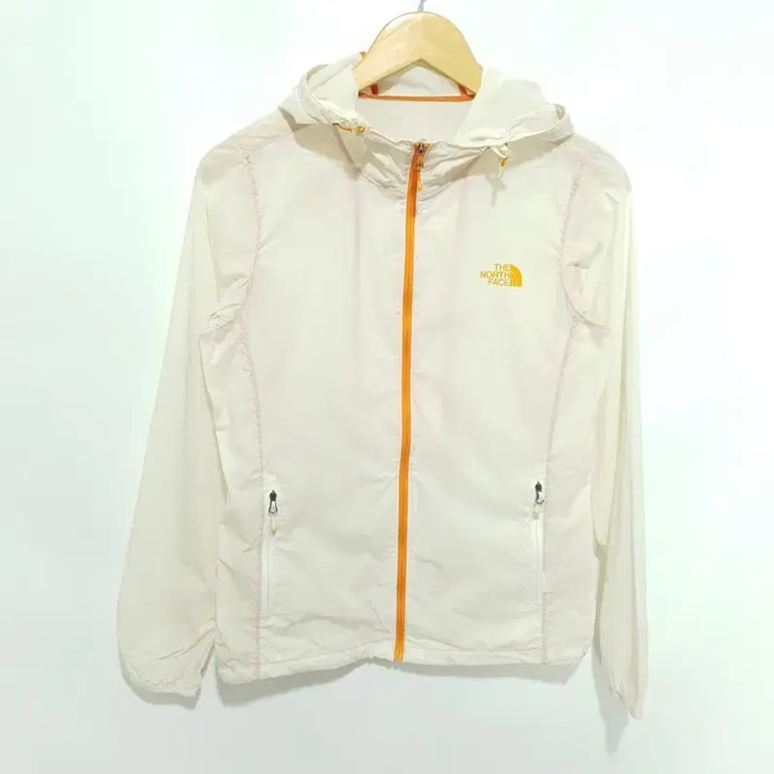 노스페이스 여성 경량 바람막이 자켓 85 M_M1596 상품이미지1
