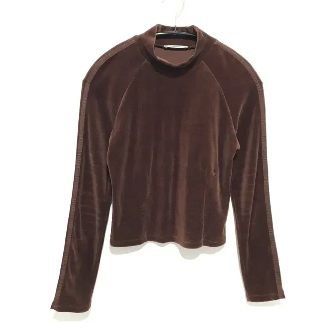 아모멘토 벨루아 롱슬리브 티 0_M1717 상품이미지1