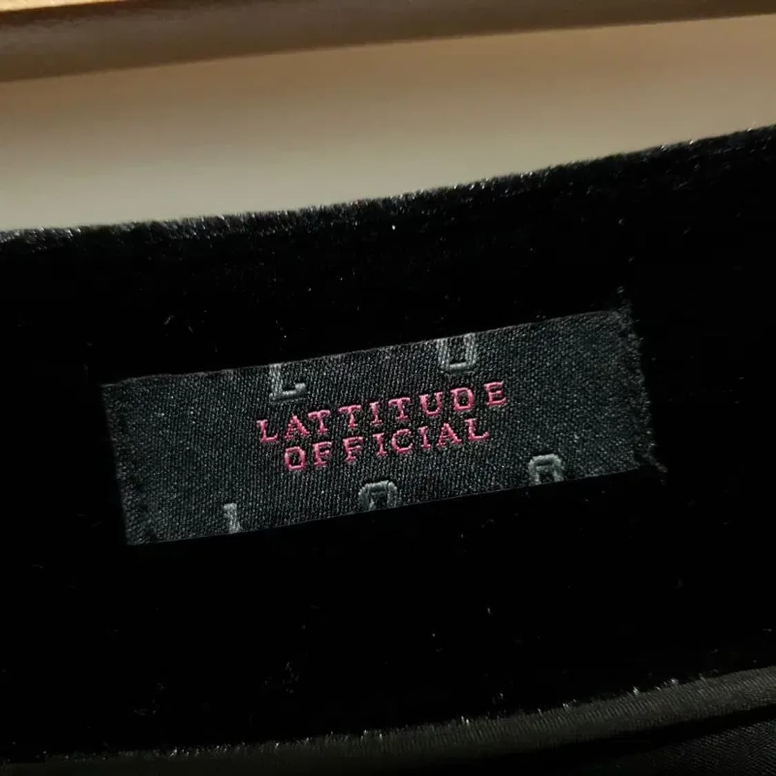 Lattitude 블랙 벨벳 숏 팬츠 S_M1723 상품이미지6