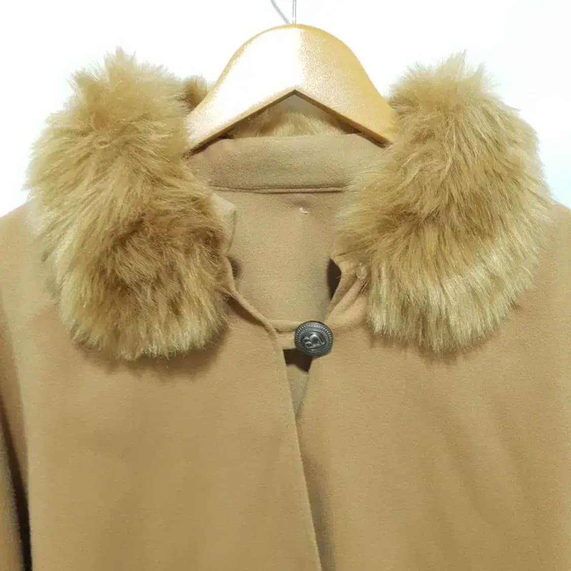 퍼 케이프 코트 F_W0399 상품이미지2