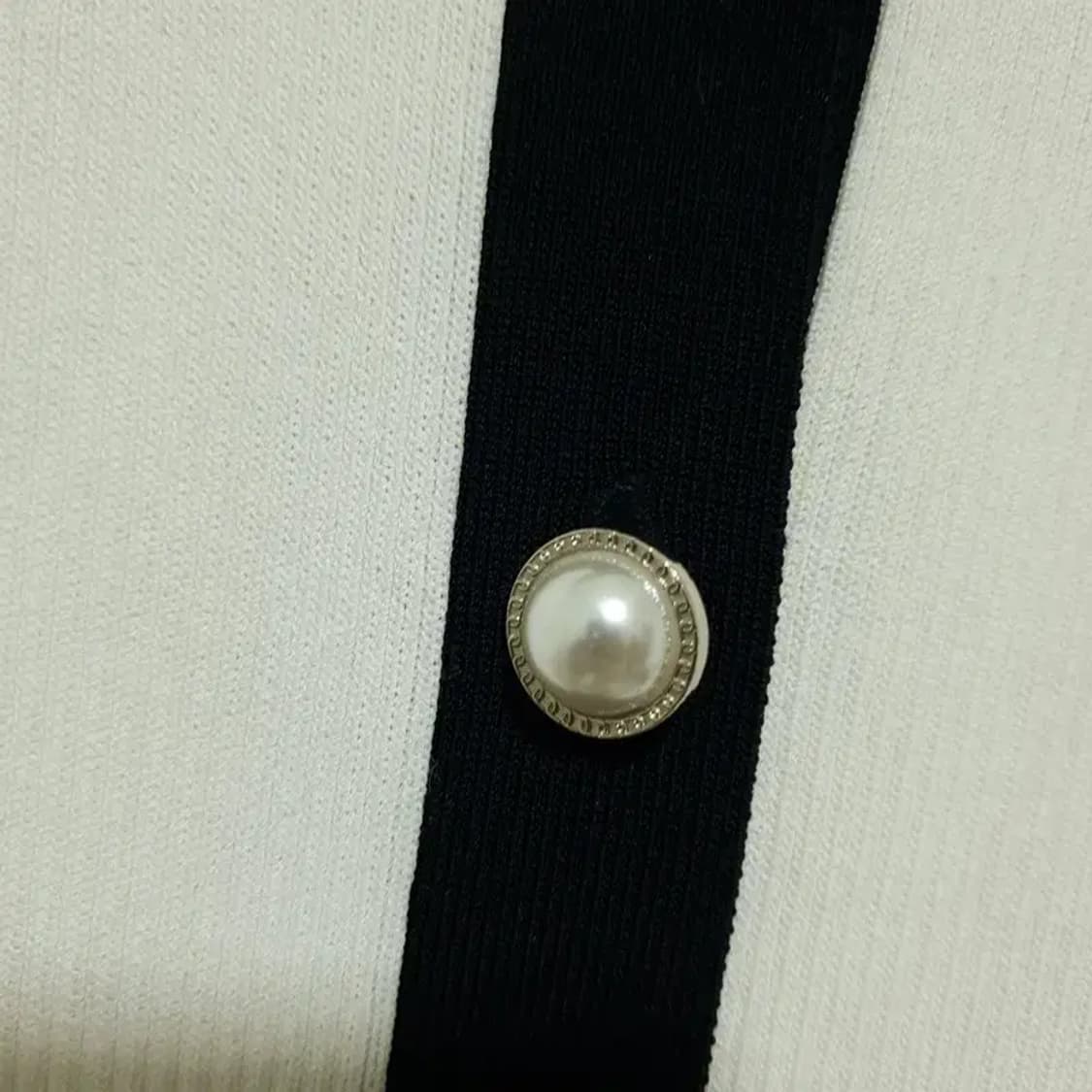 어반레비보 진주 배색 반팔 가디건 L_S1483 상품이미지3