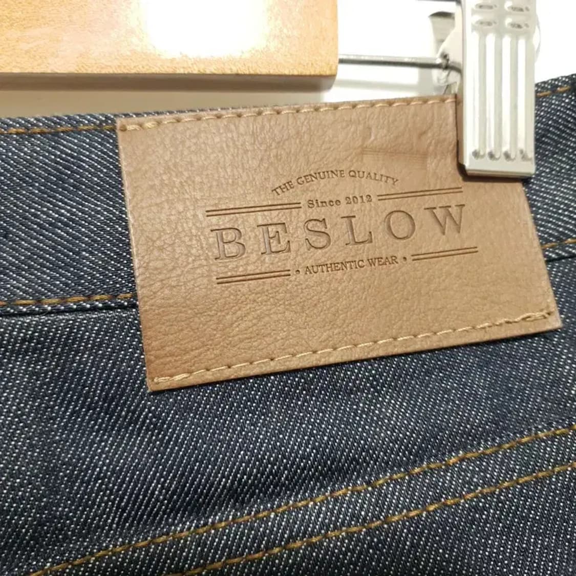 비슬로우 투턱 셀비지 데님 와이드 팬츠 30_M1764 상품이미지5