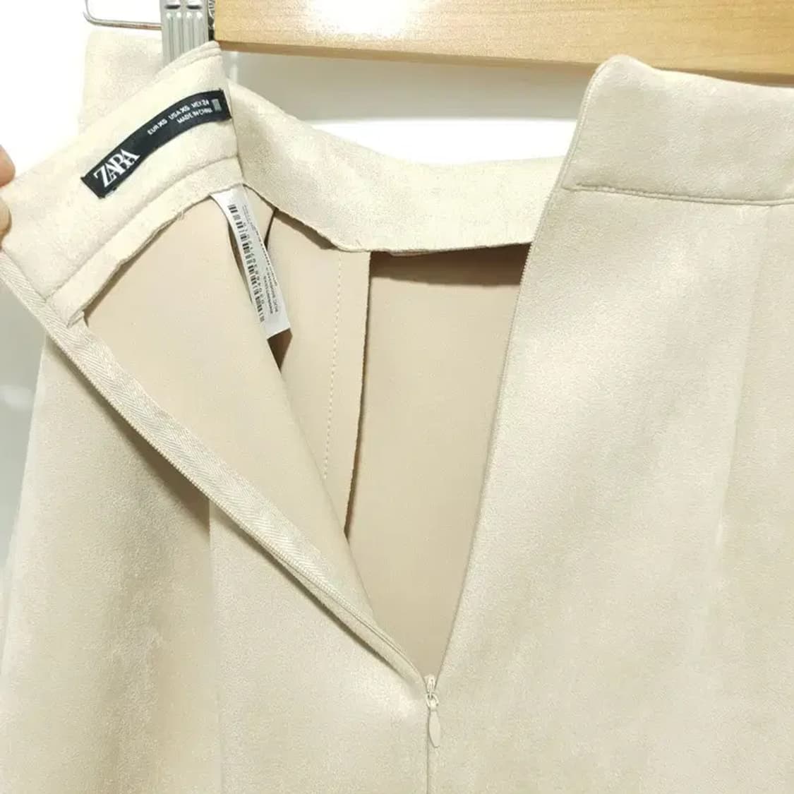 자라 벨벳 플리츠 롱 스커트 XS_M1783 상품이미지5