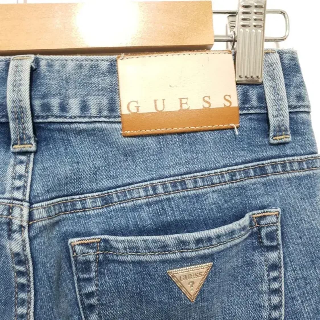 게스 여성 플레어 부츠컷 데님 팬츠 25_M1790 상품이미지5