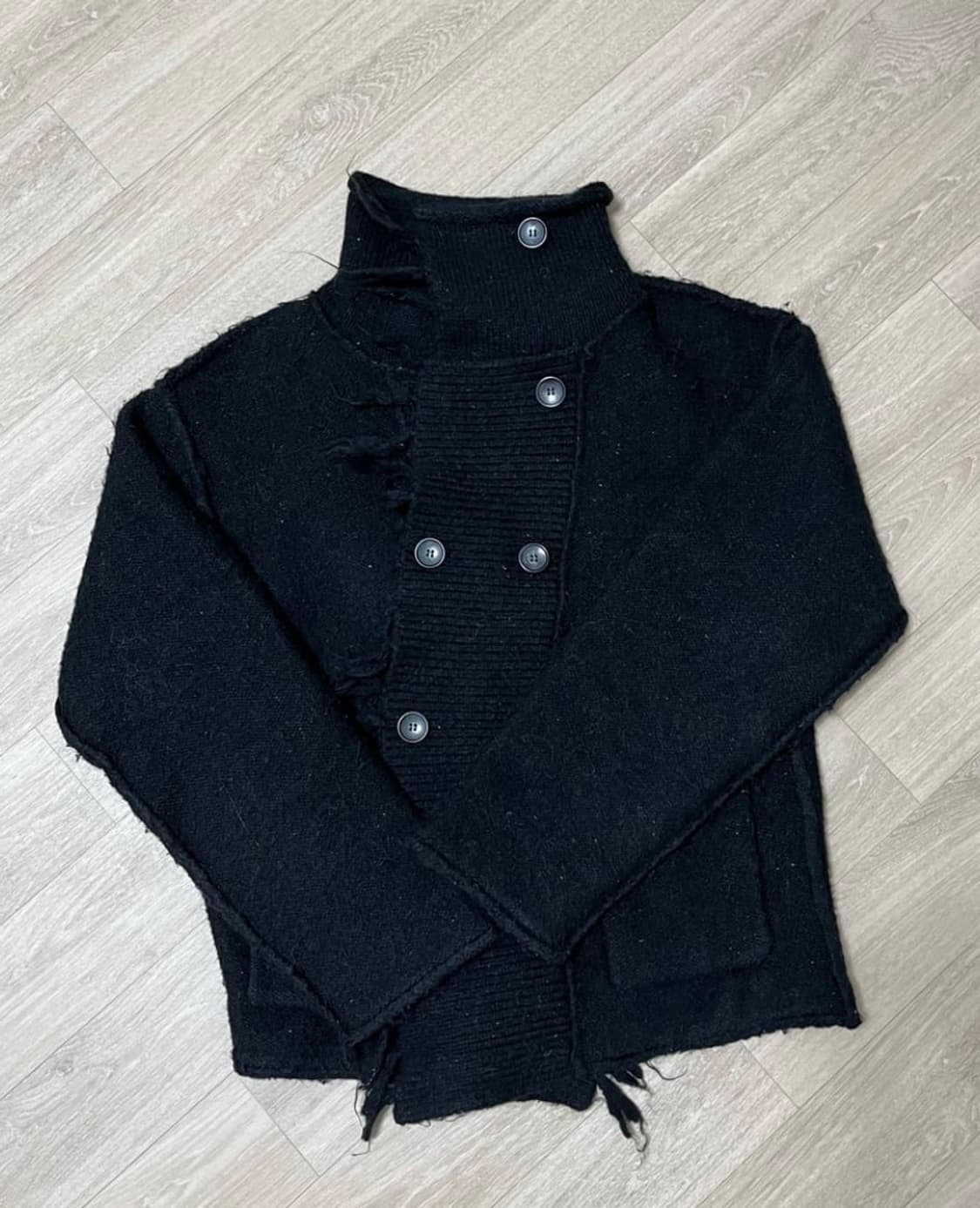 PERVERZE 퍼버즈 아웃 포켓 니트가디건 판매 상품이미지4