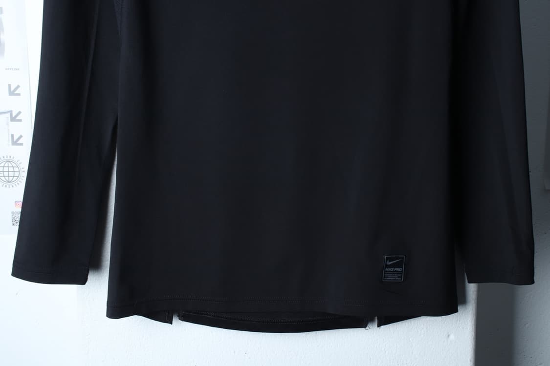 (L-XL) 나이키 긴팔티셔츠 기능성 블랙 스우시 프로 운동-H31760 상품이미지4
