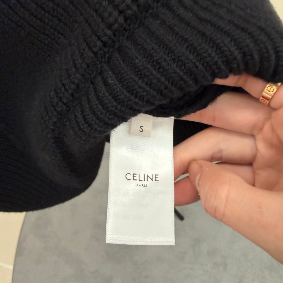 셀린느 리브드 울 로고 니트 후드 상품이미지4