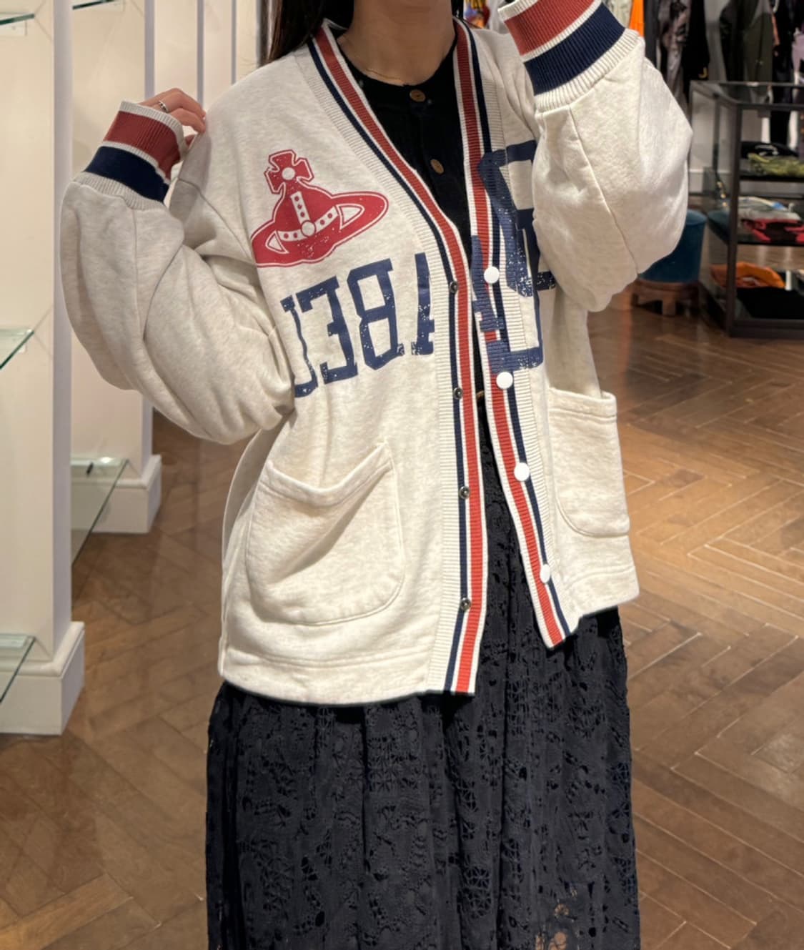 (새상품) 카레지 로고 프린트 폴라 가디건 상품이미지5