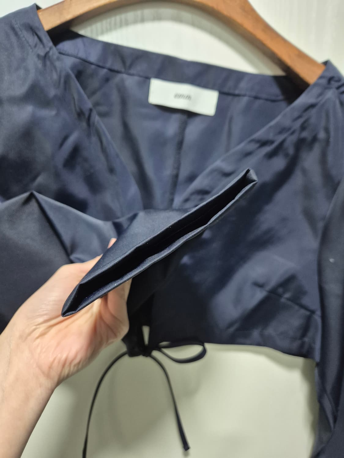 (세일)(새상품)Emm 네이비 리본 매듭 크롭 자켓블라우스 상품이미지3