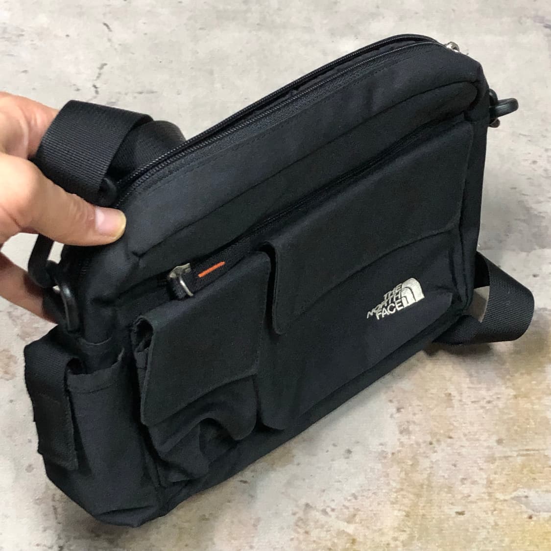 노스페이스 크로스백 상품이미지3