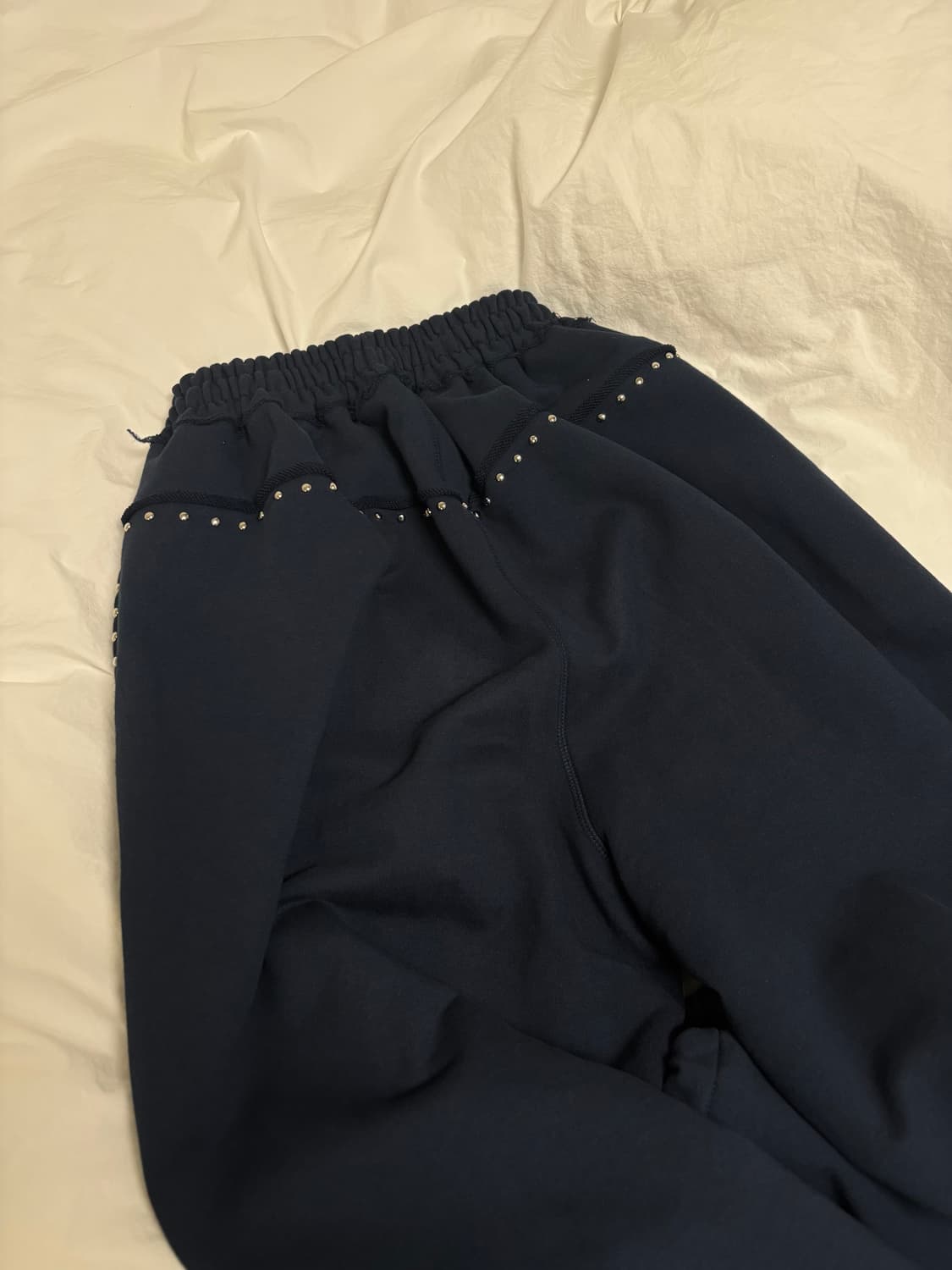 ALDIYOUU 알디유 스터드 스웻팬츠 / 네이비 상품이미지5