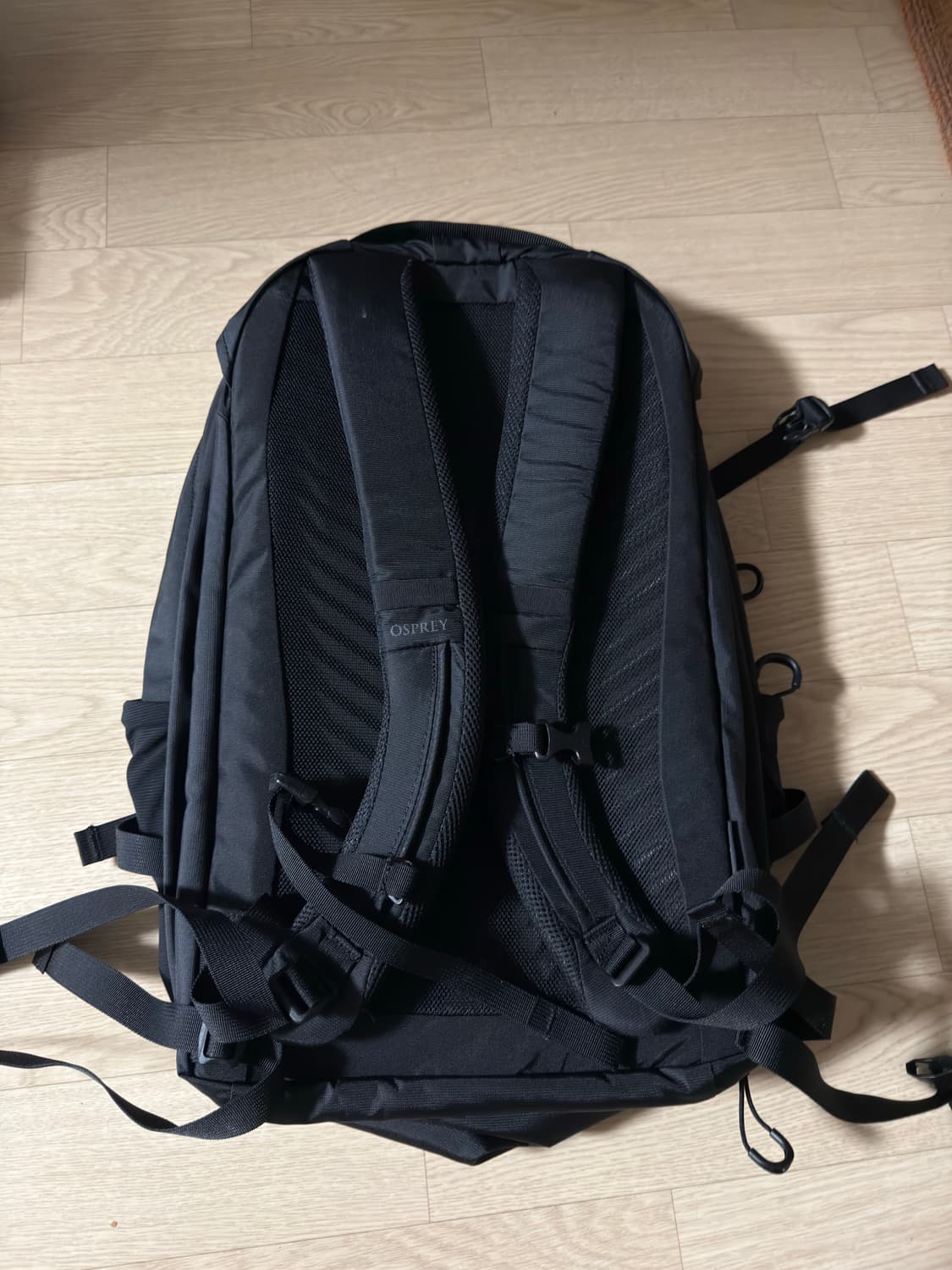 오스프리 네뷸라Nebula 32리터 상품이미지2