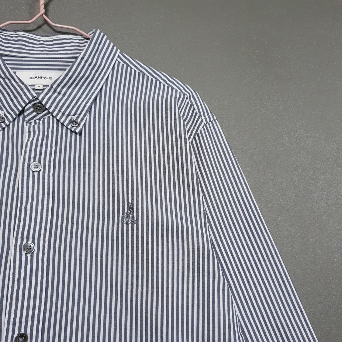 100) 빈폴 멘 신형 24ss 강연 시어서커 스트라이프 셔츠 네이비 상품이미지2