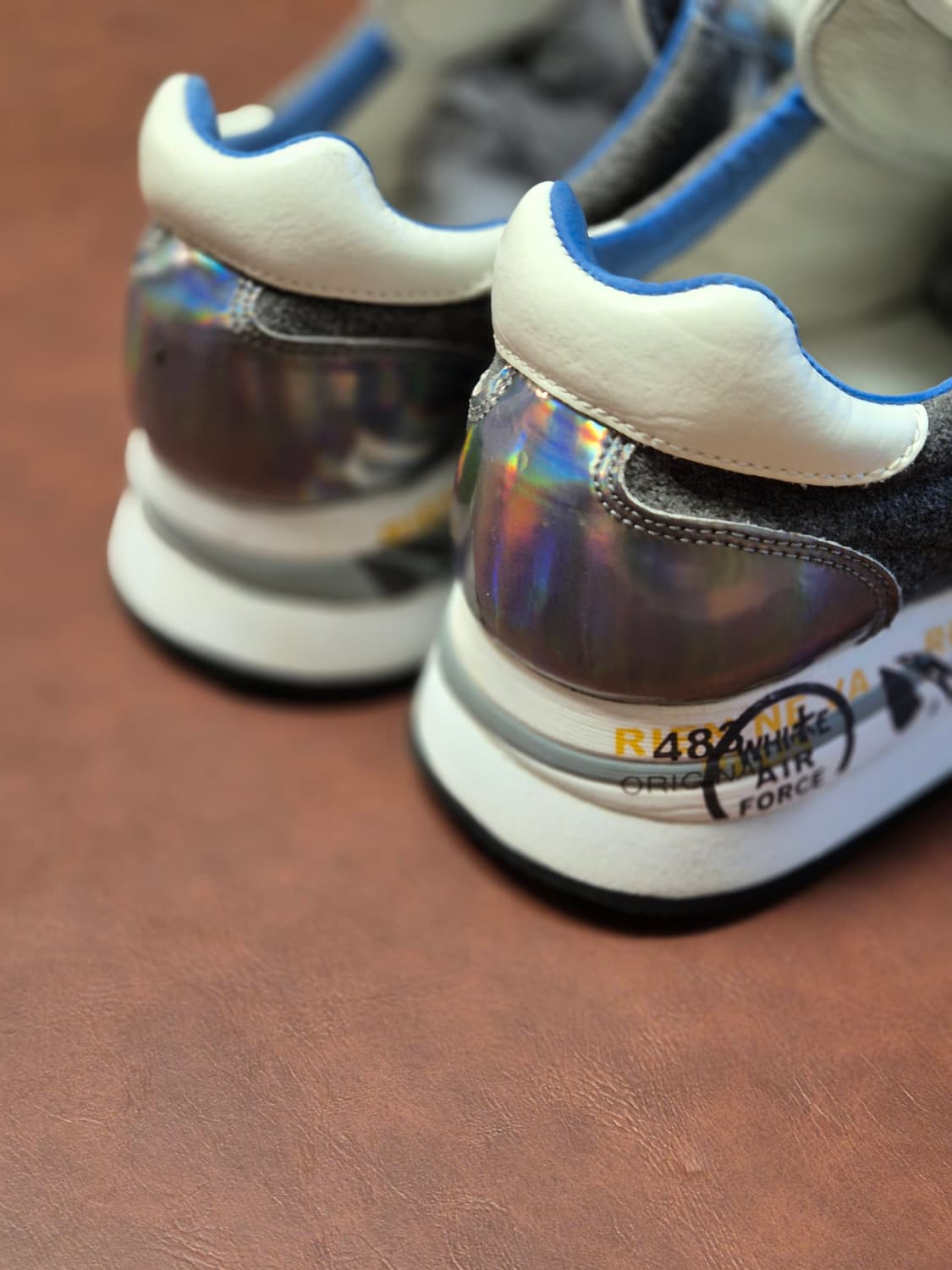 실착용1회 225-230(35)정품 프리미아타 스니커즈  상품이미지4