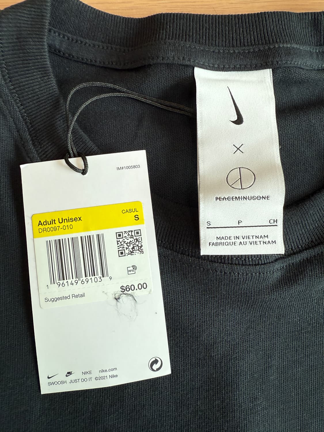 [S] 나이키 피스마이너스원 피마원 롱슬리브 긴팔 티셔츠 블랙 지디 상품이미지4