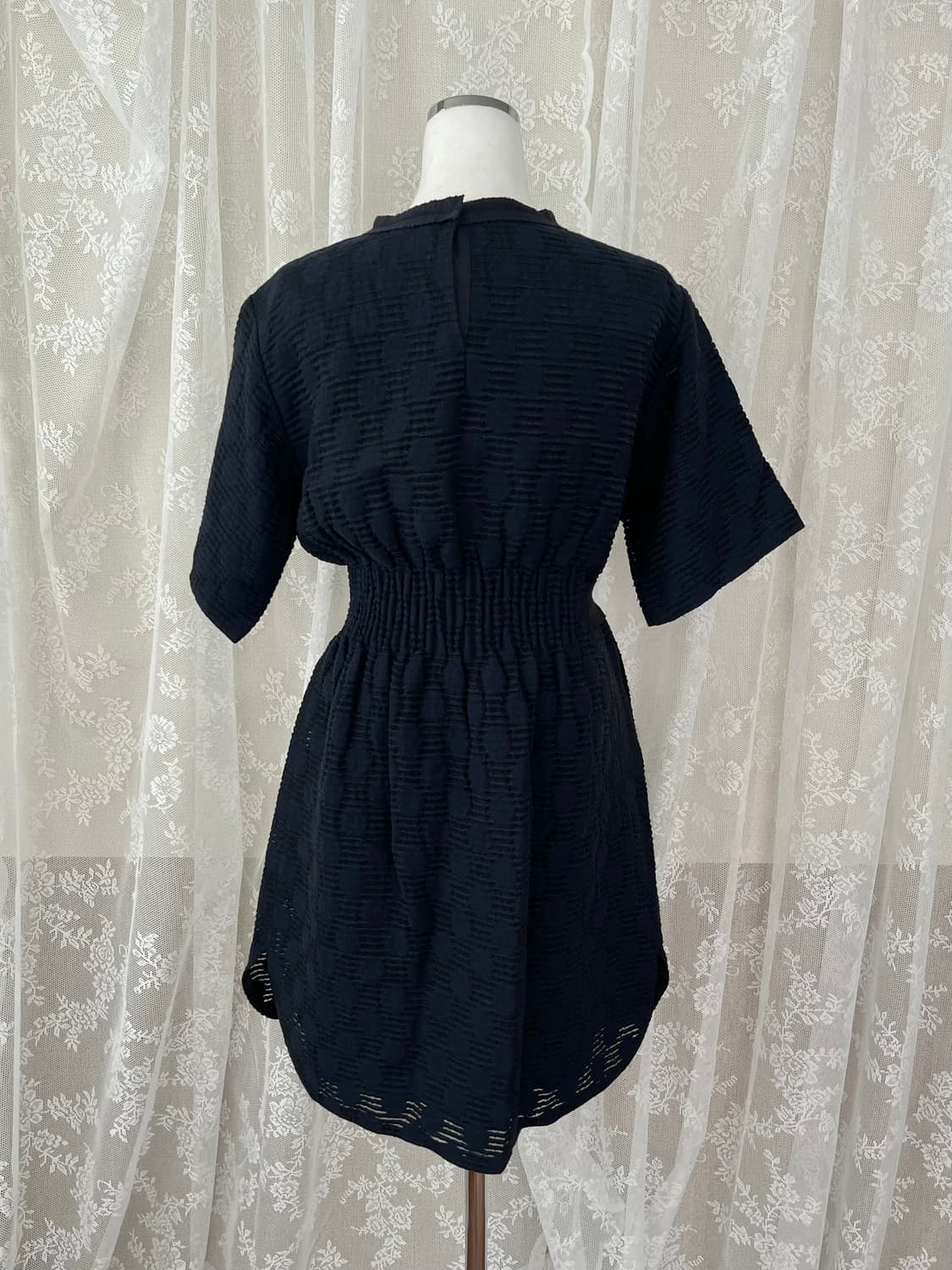 83-94-160) 한섬 마인 반팔 원피스 네이비 상품이미지2