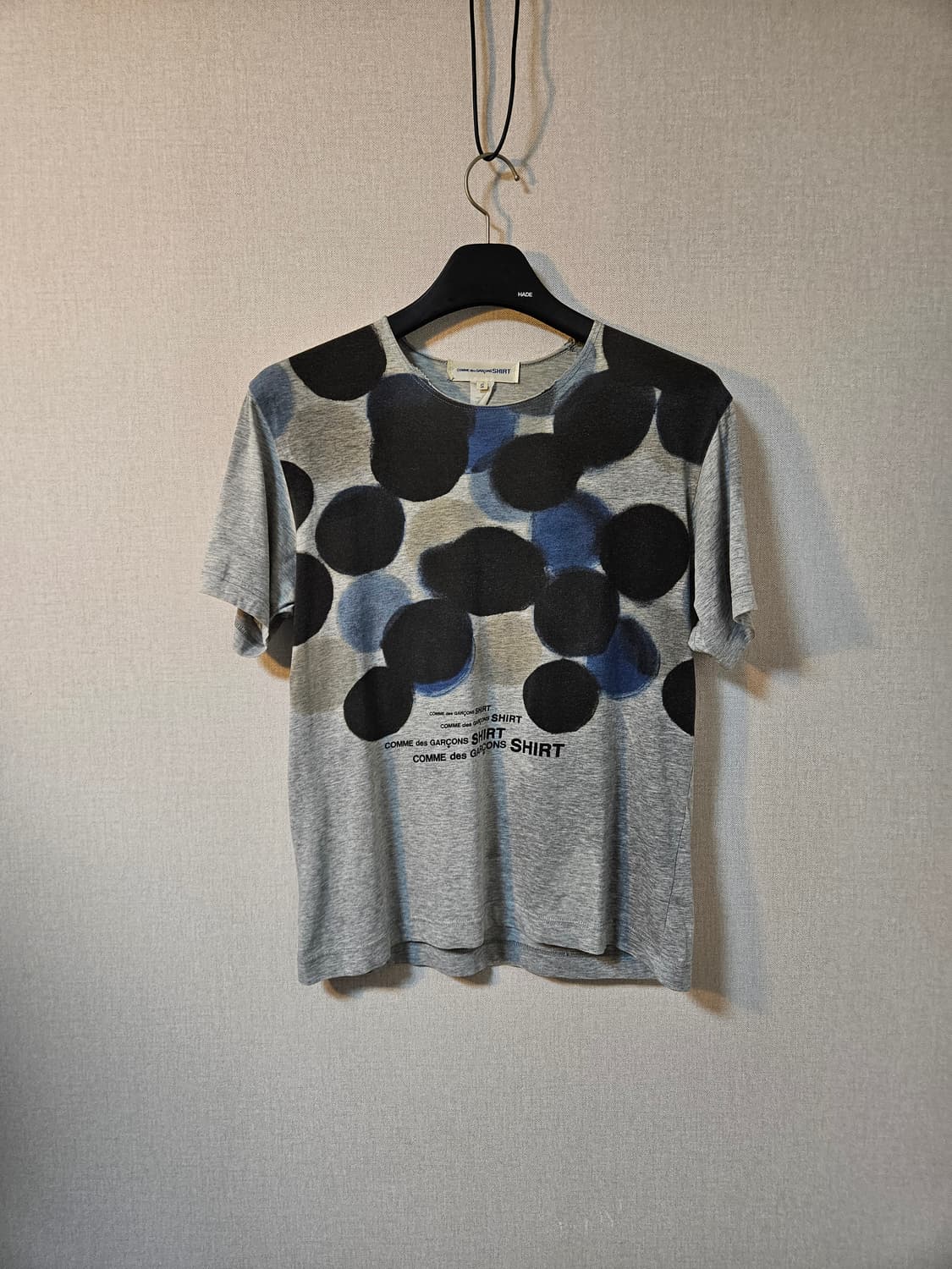 [S] 꼼데가르송 폴카 도트 티셔츠 상품이미지1