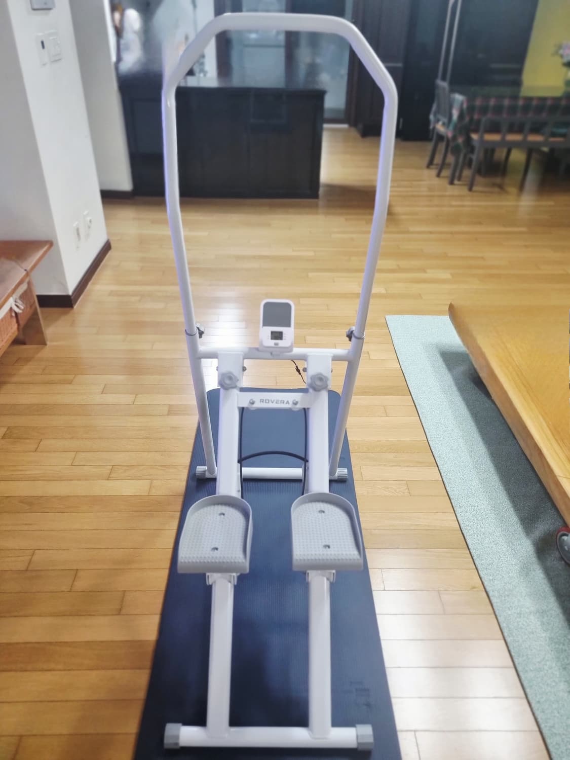 로베라 천국의 계단 스텝밀 운동기구 하이핏 가정용 하체 클라이머 상품이미지1