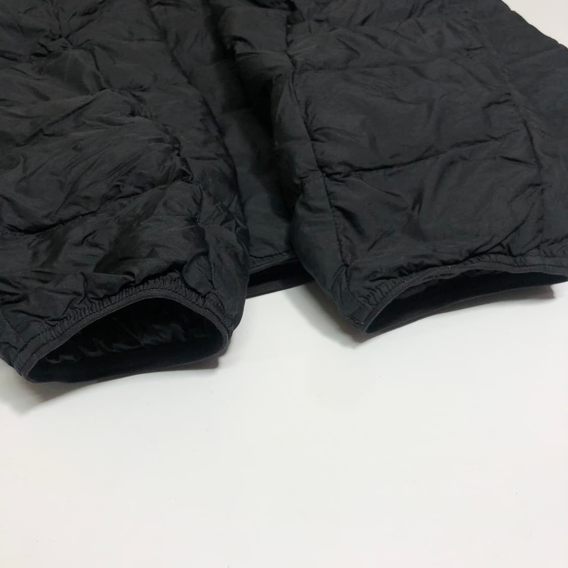 유니클로 울트라라이트다운 경량패딩 L 상품이미지5