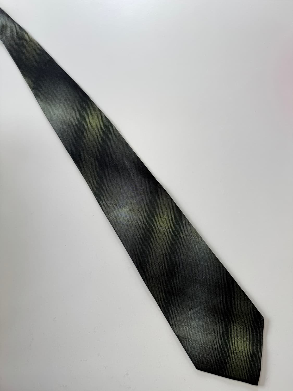 발렌티노 (Valentino) 명품 실크 넥타이 9.7cm 상품이미지2